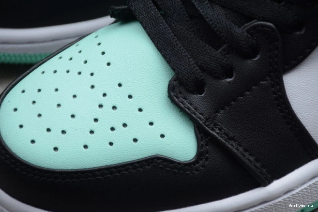 Emerald Toe 553558-117 1 Jordan Low 0910
